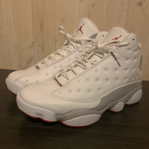 4 pairs of jordans and nike(no boxes) - Picture 4 of 7